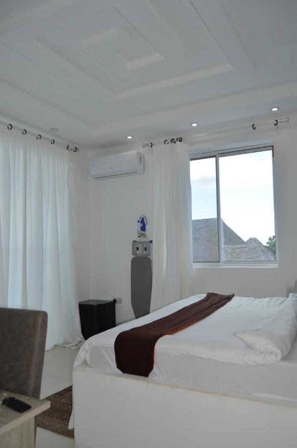 Hotel Lazy Beach